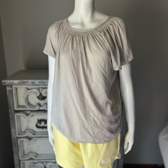 LOFT Beige Blouse - Picture 1 of 6